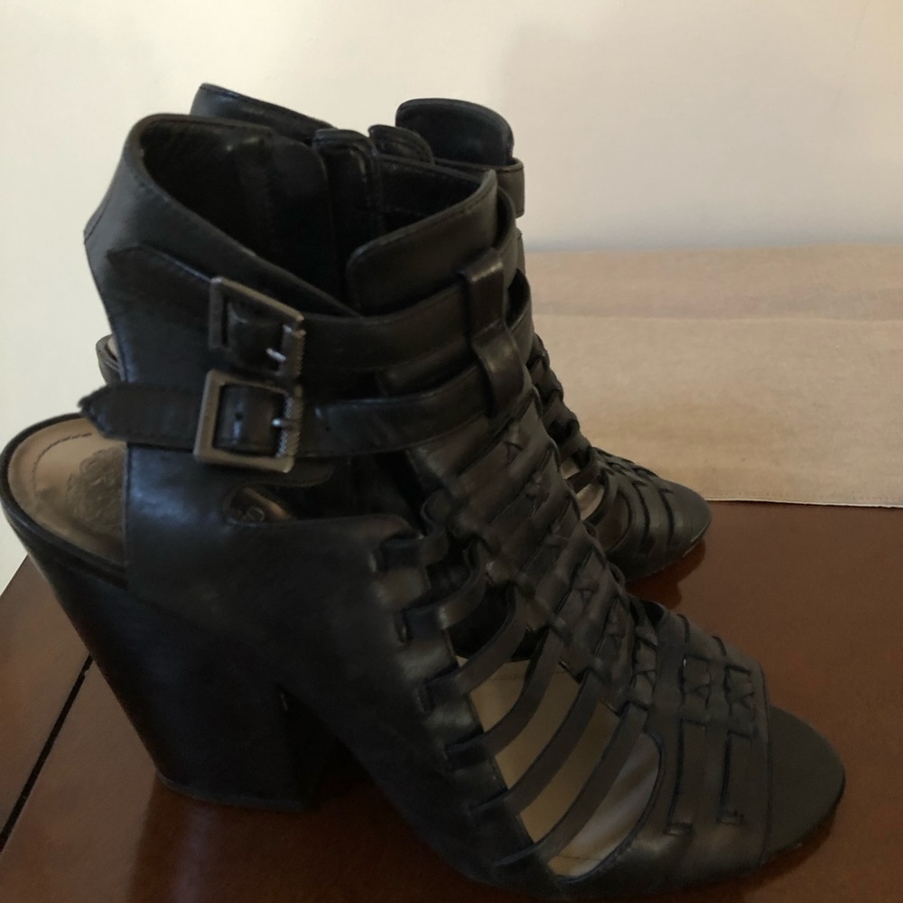 Vince camuto geeks